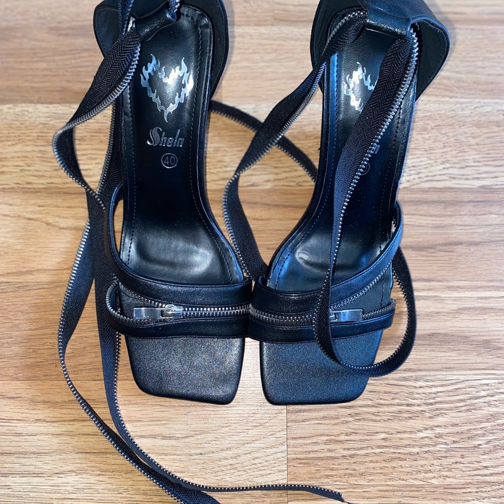 SHEIN Black Strappy Square Toe Heels